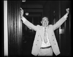 960px-Huey_Long_1935_LOC_hec_39385.jpg